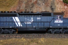 N-Scale SD40-2 Montana Rail Link "Operation Life Saver"